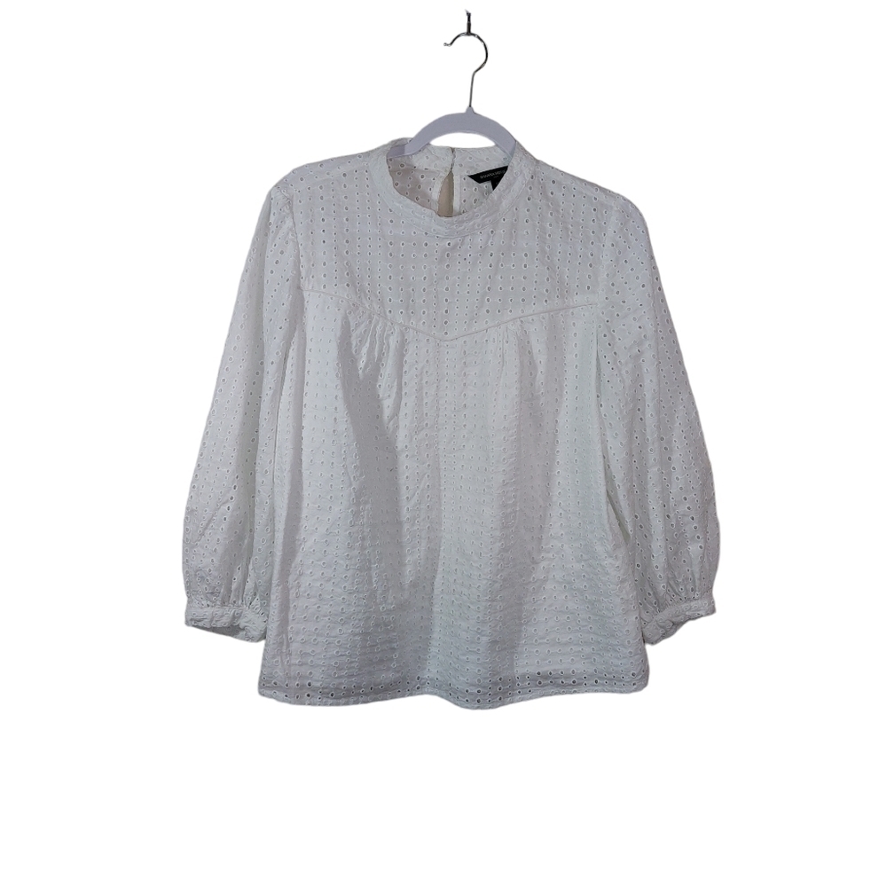 Banana Republic Ladies Long Sleeve Eyelet Lace Top
